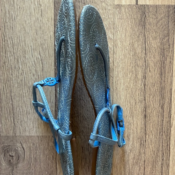 Tory Burch Emmy Stitched Thong Sandal Ocean Breeze Light Blue Leather - Picture 4 of 9